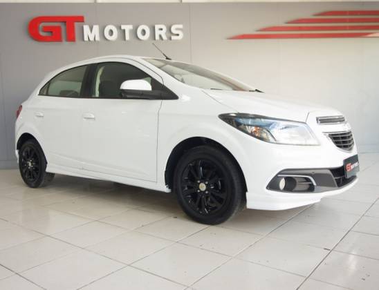 CHEVROLET ONIX 1.4 MPFI LT 8V FLEX 4P MANUAL CHEVROLET ONIX 1.4 MPFI LT 8V FLEX 4P MANUAL